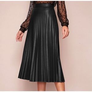 NWT Aly Daly Pleated Vegan Leather Midi Skirt Large
